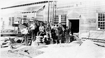 Man helping to move frame No.4 Diesel and No.3 Compressor, wpH333