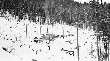 First Power Plant and 1500 level portal at Cariboo Gold Quartz Mine, wpH335